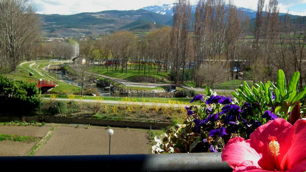 Casa Catharina Bed & Breakfast La Seu d'Urgell Ngoại thất bức ảnh