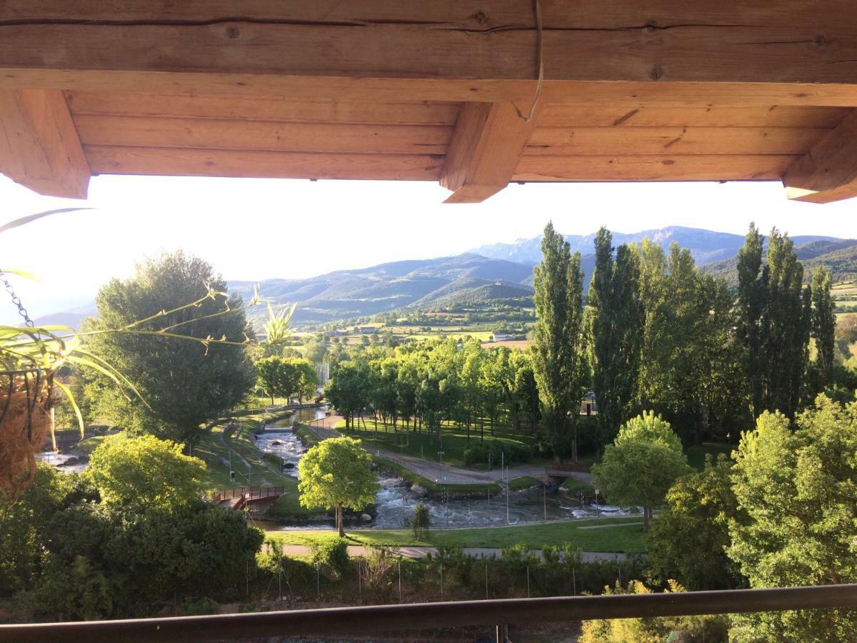 Casa Catharina Bed & Breakfast La Seu d'Urgell Ngoại thất bức ảnh